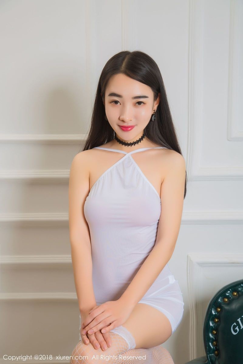 秀人网美女模特艾儿521丝袜美腿极品身材私房魅惑写真