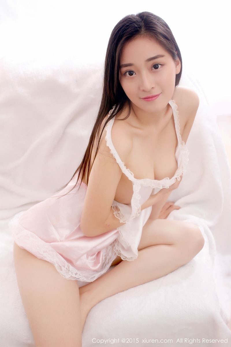 秀人网性感女神乔伊joy火辣身材蕾丝女仆诱惑翘臀美图