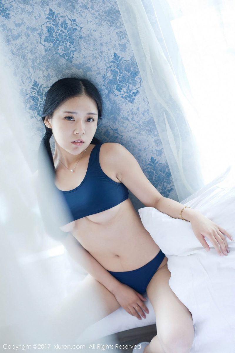 秀人网清纯美女红气球童颜巨乳死库水内衣诱惑性感套图