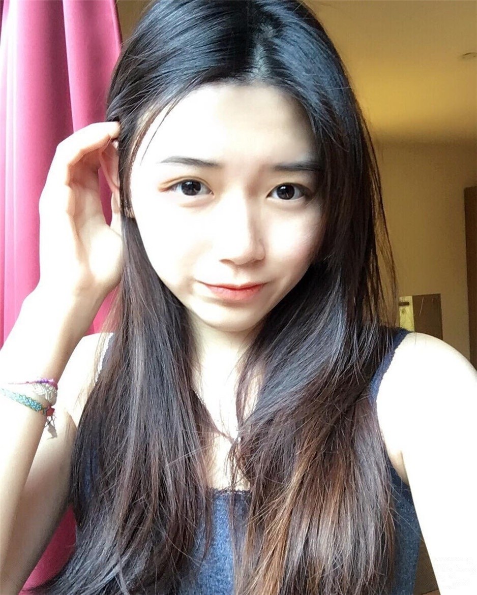 香港清纯美女施颖欣Joey生活照图片