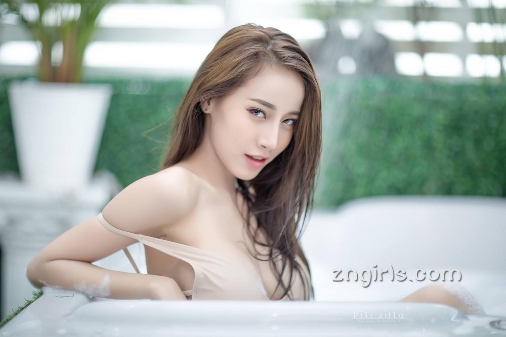 泰国新女神Pichana Yoosuk海量私房定制写真