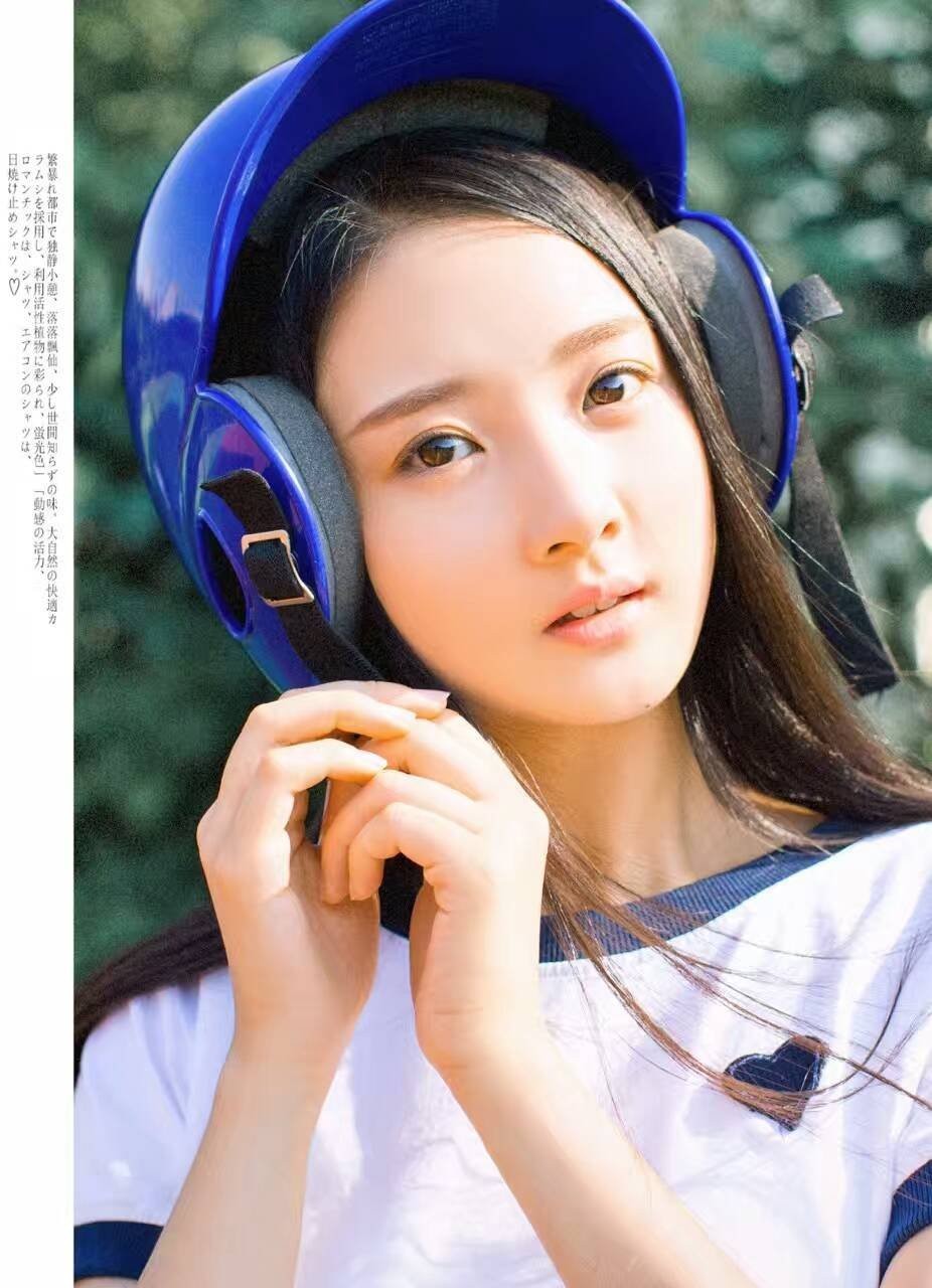 大学美女校花廖银玥Moon唯美私拍写真